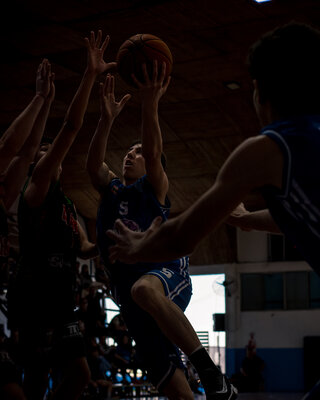 SOS_SR_u17-150.jpg