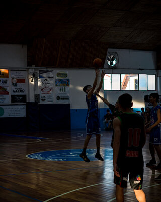 SOS_SR_u17-180.jpg