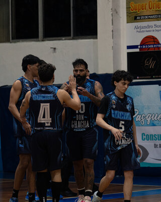 F2-02930.jpg35