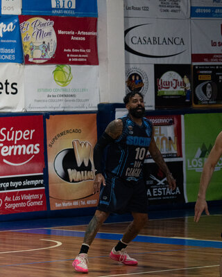 F2-03122.jpg