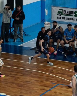 F2-03193.jpg24