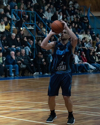 F2-03348.jpg