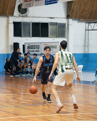 F2-03383.jpg