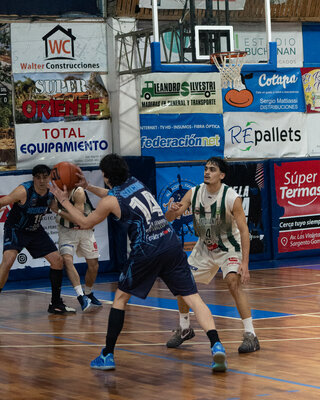 F2-03395.jpg