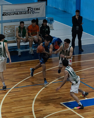 F2-03533.jpg