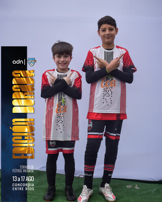 OLIMPO_NEGRO_2015__41_.jpg22