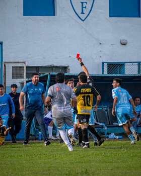 PRIMERA F18-250.jpg